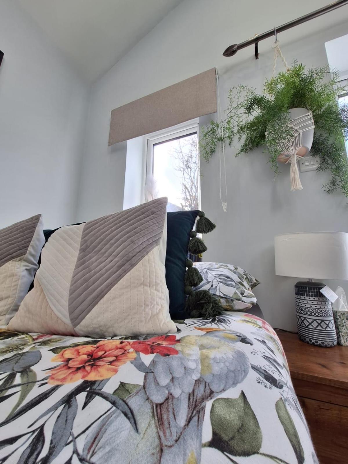 New, Stylish Studio Flat With Private Patio And Free On-Street Parking Check Out At 11Am Bournemouth Exteriér fotografie